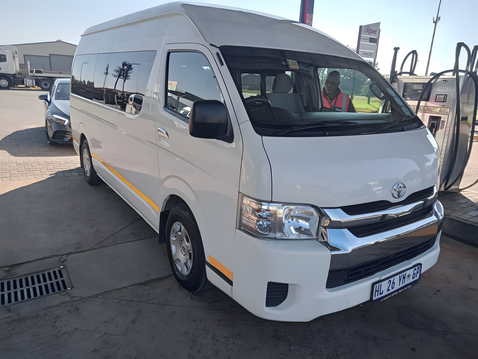 Toyota Quantum — Classic — 14 seater